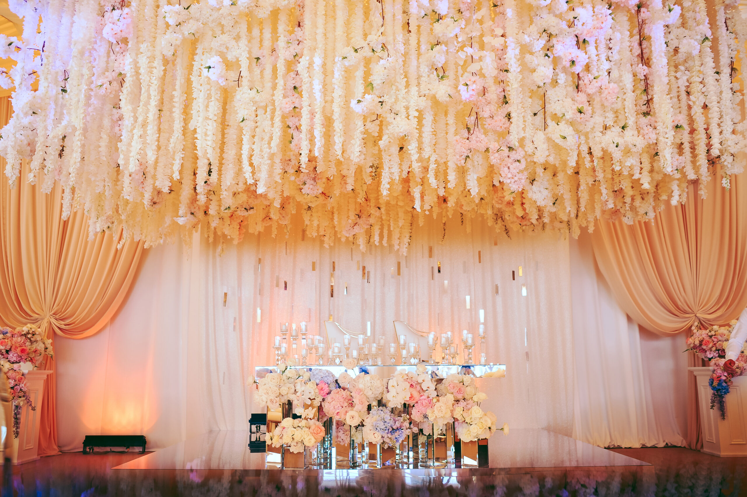 wedding tent decoration